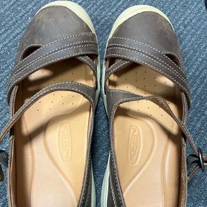 Keen Women Size 11 - Hush Knit Mary Jane Flats Brown Comfort Shoes Stretch